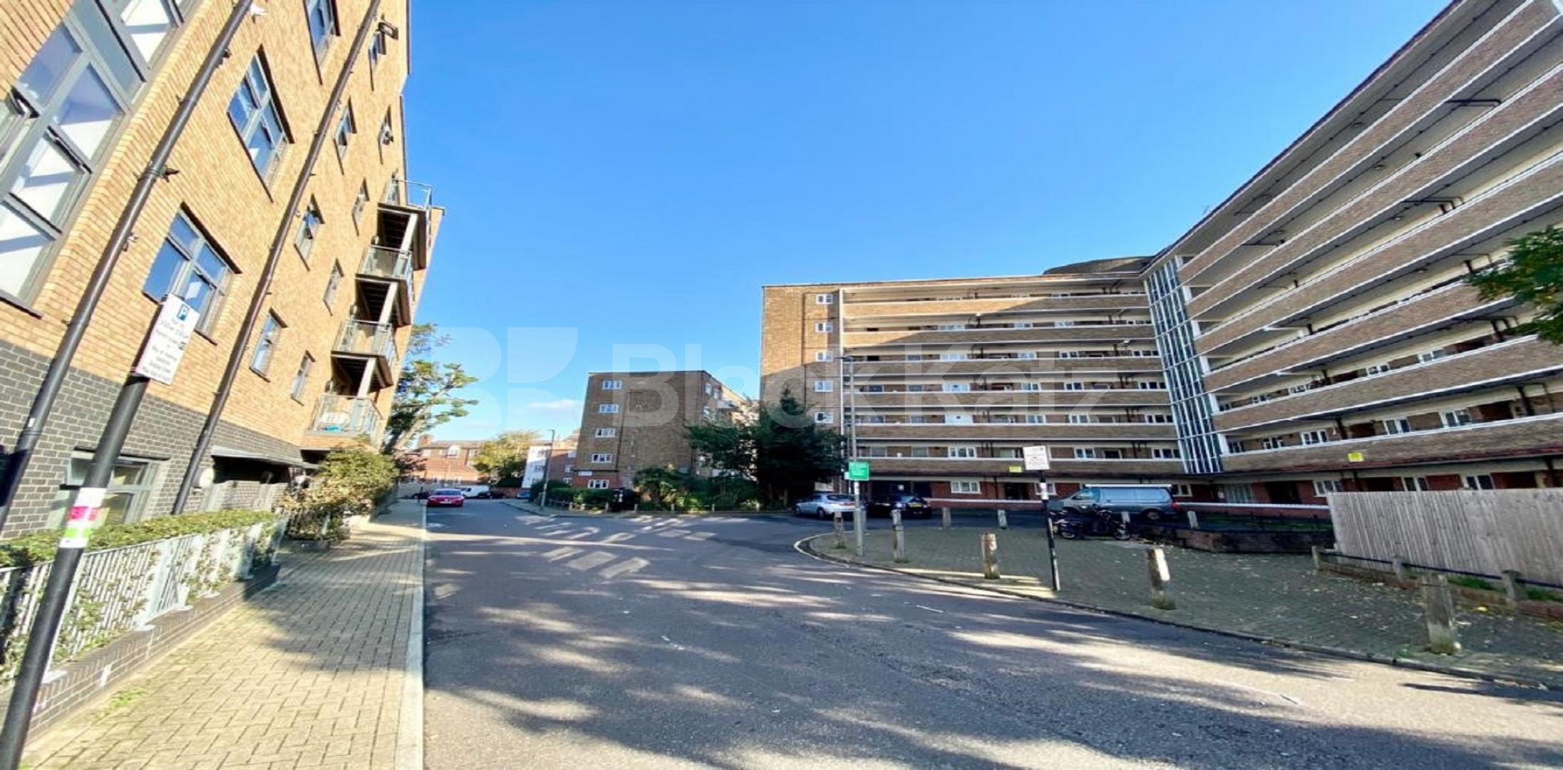 			LET , 1 Bedroom, 1 bath, 1 reception Ground Floor Flat			 Lochinvar street , Balham